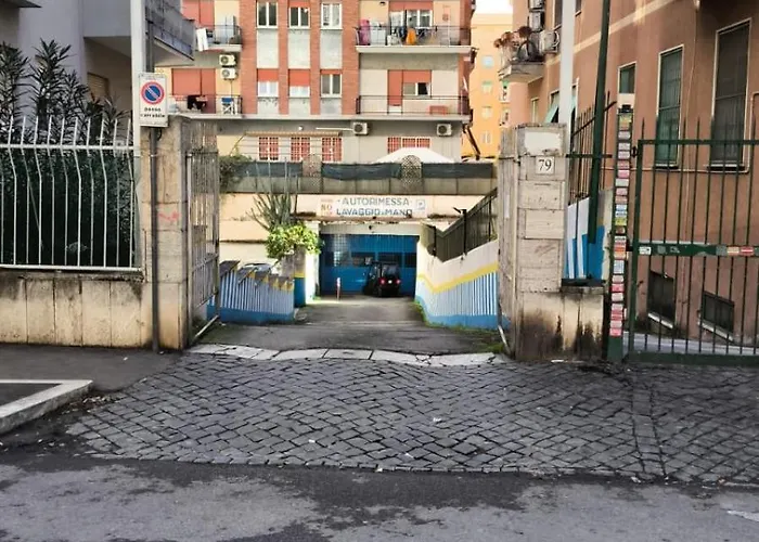 Stanza Alpigneto بيت ضيافة 4*